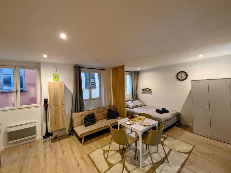 Le Studio Cosy, Centre Historique, Wifi, Neuf Grasse Kültér fotó